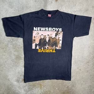 Vintage Y2K 2002 News Boys Thrive Tour Tee Mens Medium Rock Music Band Shirt